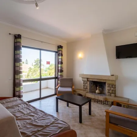 Pinto Apartment